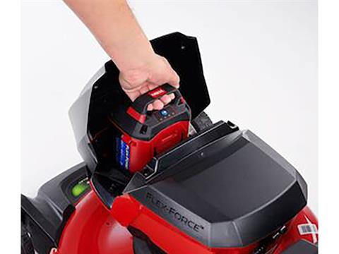 Toro Recycler 21 in. 60V Max Self-Propel w/ SmartStow w/ 5.0Ah Battery (21357) in Malone, New York - Photo 7