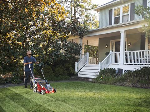 Toro Stripe 21 in. 60V MAX Dual-Blades Self-Propelled - 7.5Ah Battery/Charger Included in Greenville, North Carolina - Photo 9