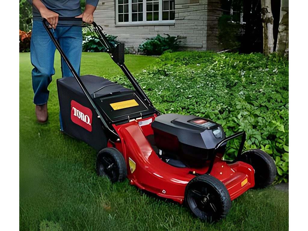 Toro Heavy Duty 21 in. 60V Max Electric Battery 2-Bail Variable Speed Zone Start w/ (2) 10.0Ah Batteries & Charger in Festus, Missouri