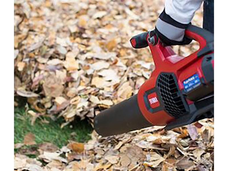 Toro 60V MAX 110 mph Brushless Leaf Blower w/ 2.0Ah Battery in Selinsgrove, Pennsylvania - Photo 6