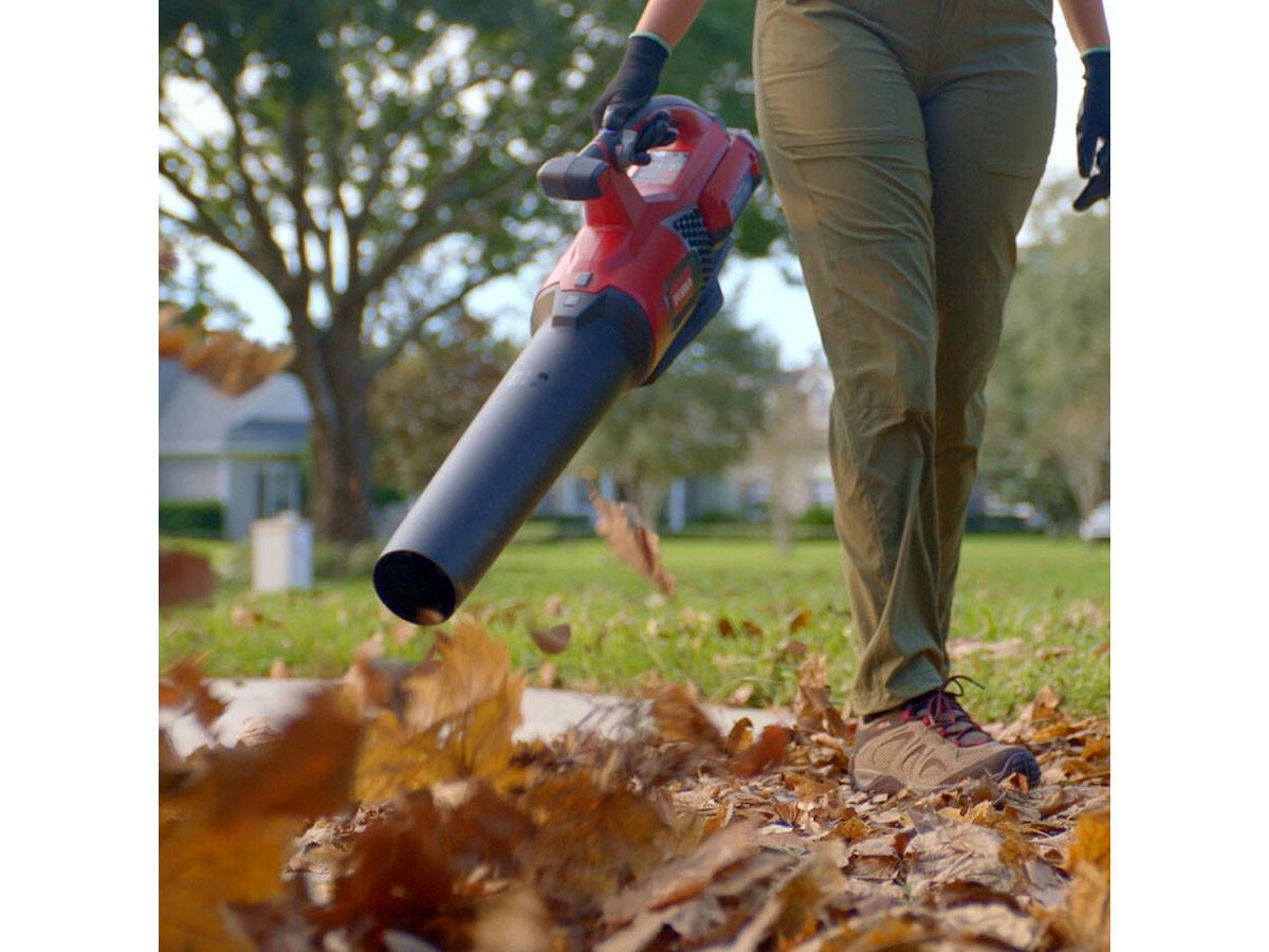 Toro 60V MAX 110 mph Brushless Leaf Blower w/ 2.0Ah Battery in Millerstown, Pennsylvania - Photo 7