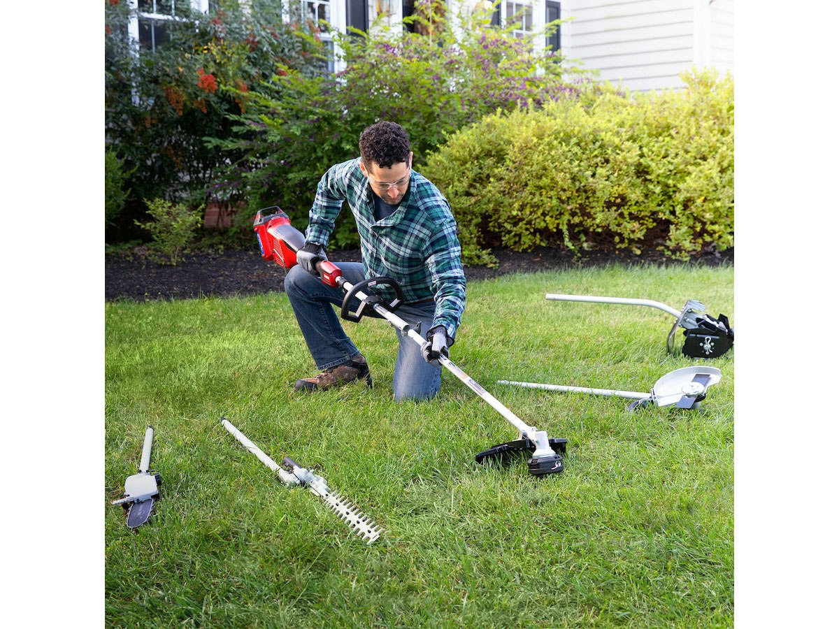 Toro 60V MAX 14 in. / 16 in. Attachment Capable String Trimmer w/ 2.5Ah Battery in Millerstown, Pennsylvania - Photo 10