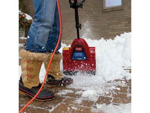 Toro 12 in. Power Shovel 7.5A Electric Snow Shovel in Unity, Maine - Photo 15