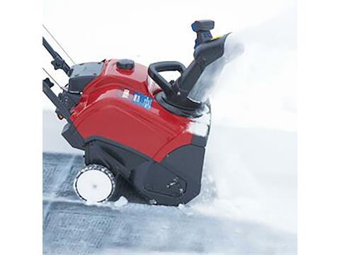 Toro 18 in. Power Clear 518 ZE in New Durham, New Hampshire - Photo 9