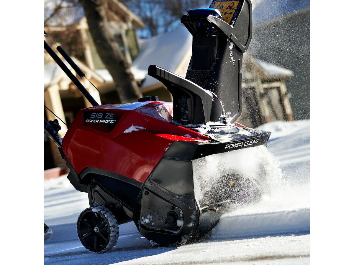 Toro 18 in. Power Clear 518 ZE ES in New Durham, New Hampshire - Photo 7