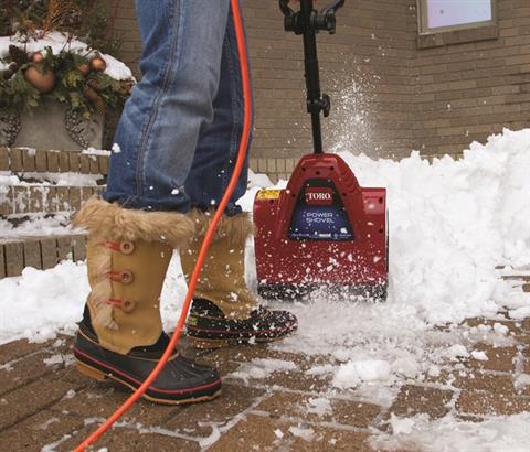 Toro Power Shovel 12 in. 7.5A Electric Snow Shovel in Trego, Wisconsin - Photo 5