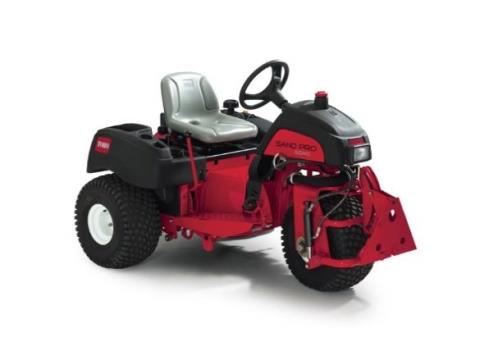 2015 Toro Sand Pro® 5040 (08705) in Old Saybrook, Connecticut