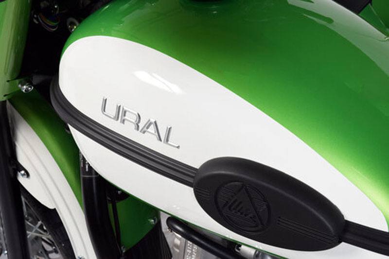 2022 Ural Motorcycles Gear Up 2WD Weekender SE in Newport, Maine