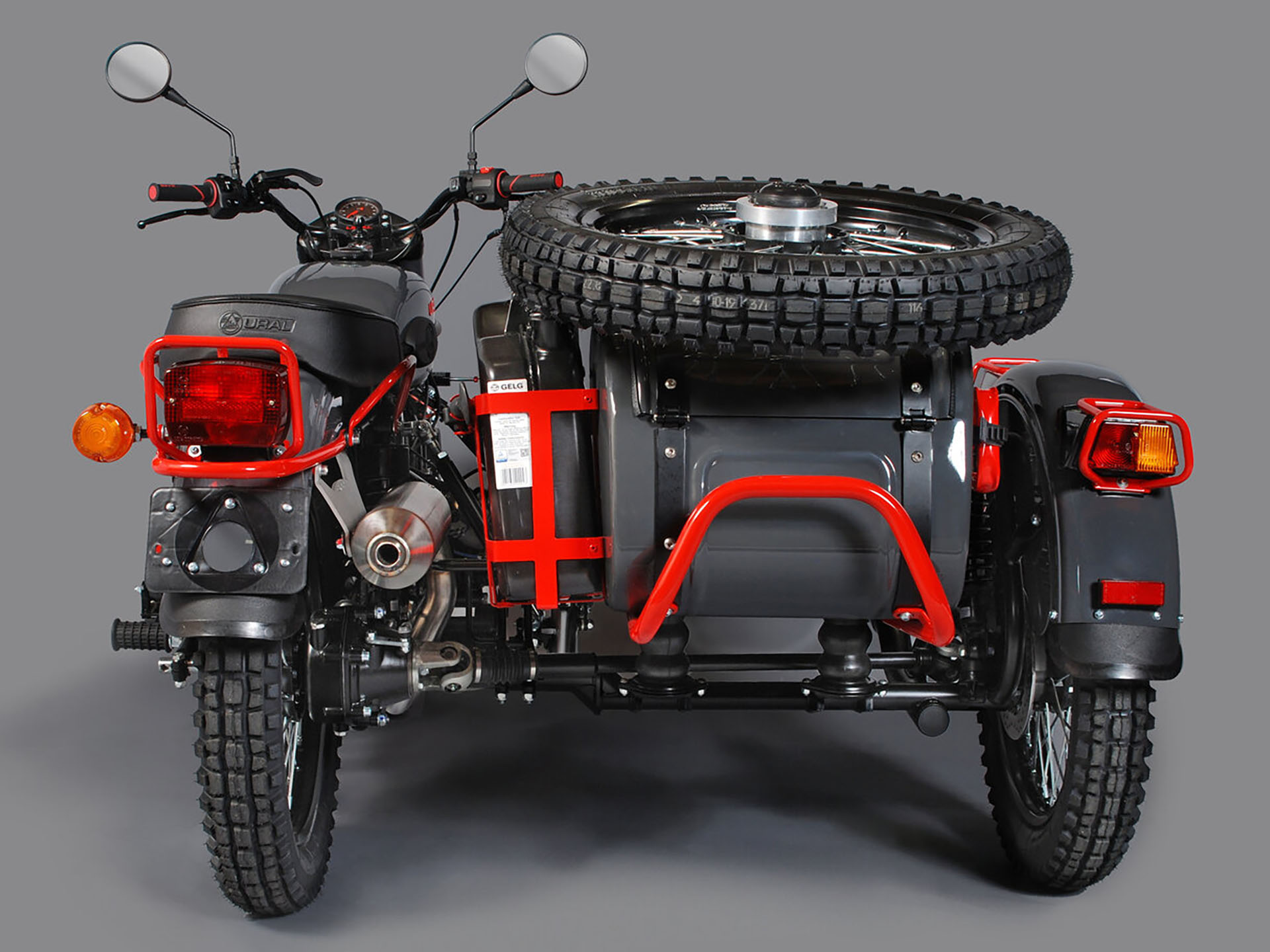 2024 Ural Motorcycles Gear Up Red Sparrow in Edwardsville, Illinois - Photo 5