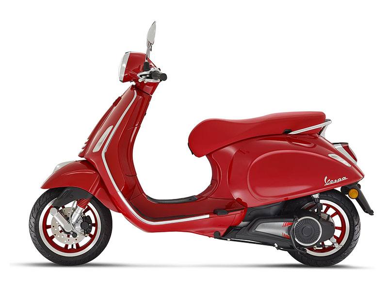 2022 Vespa Elettrica Red 45 MPH in Shelbyville, Indiana - Photo 2