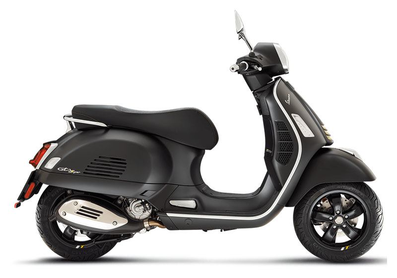2022 Vespa GTS Super 300 Tech in Fort Myers, Florida