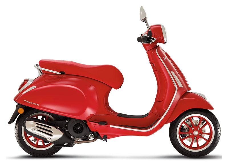 2022 Vespa Primavera 150 iGet Red in Knoxville, Tennessee