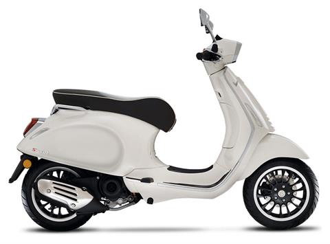 2022 Vespa Sprint 50 in Fort Myers, Florida