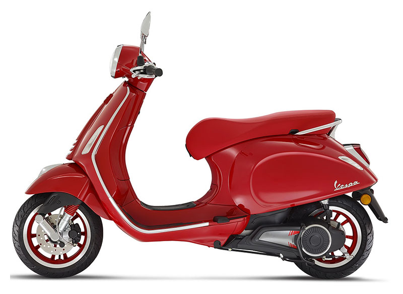 2023 Vespa Elettrica Red 70 KM/H in Shelbyville, Indiana - Photo 2
