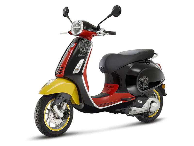2023 Vespa Primavera 50 Disney Mickey Mouse Edition By Vespa in Knoxville, Tennessee - Photo 3