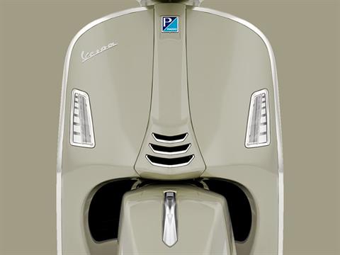 2024 Vespa GTS 300 in Fort Myers, Florida - Photo 2