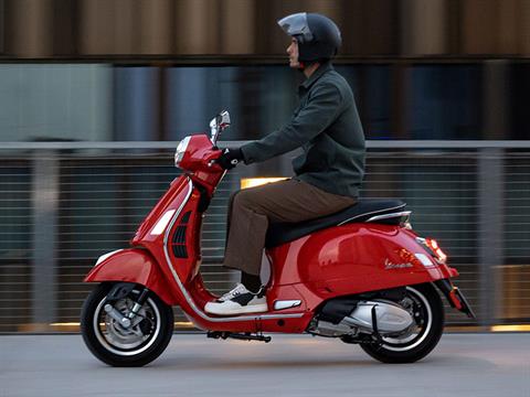 2024 Vespa GTS Super 300 in Knoxville, Tennessee - Photo 8