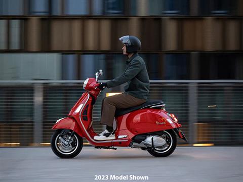 2024 Vespa GTS Super 300 in Knoxville, Tennessee - Photo 7