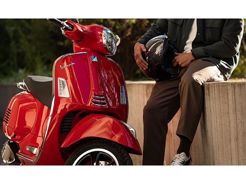 2024 Vespa GTS Super 300 in Knoxville, Tennessee - Photo 7