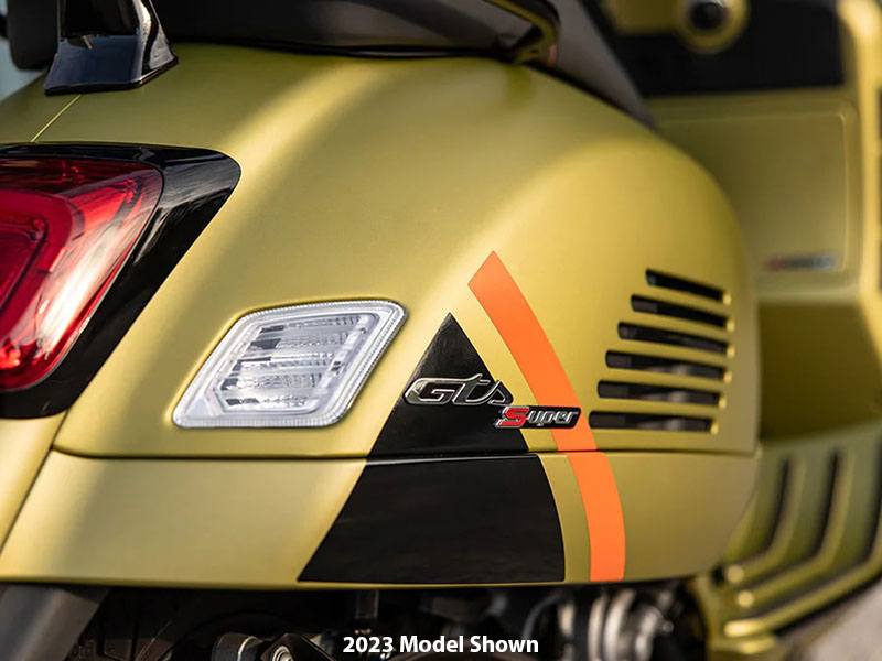 2024 Vespa GTS Super 300 Sport in Fort Myers, Florida - Photo 3