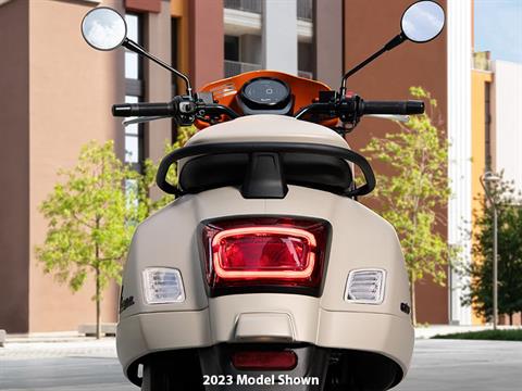 2024 Vespa GTV 300 in Knoxville, Tennessee - Photo 5