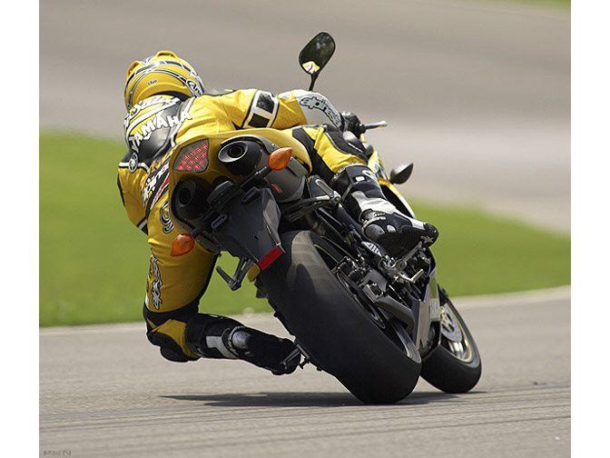 2006 Yamaha YZF-R1 in Ransomville, New York - Photo 13