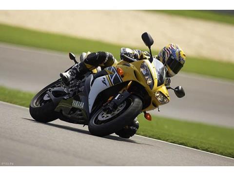 2006 Yamaha YZF-R1 in Ransomville, New York - Photo 15