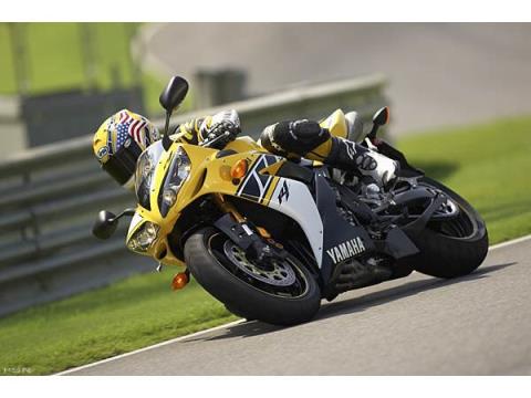 2006 Yamaha YZF-R1 in Ransomville, New York - Photo 14