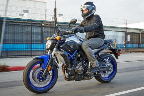 2016 Yamaha FZ-07 in New Haven, Connecticut - Photo 16