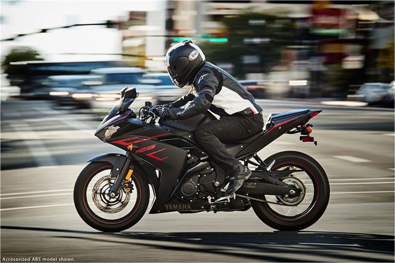 2017 Yamaha YZF-R3 ABS in College Station, Texas - Photo 12