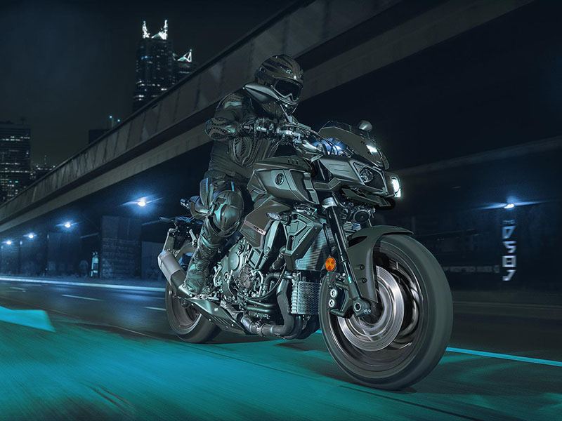 2021 Yamaha MT-10 in Derry, New Hampshire - Photo 11