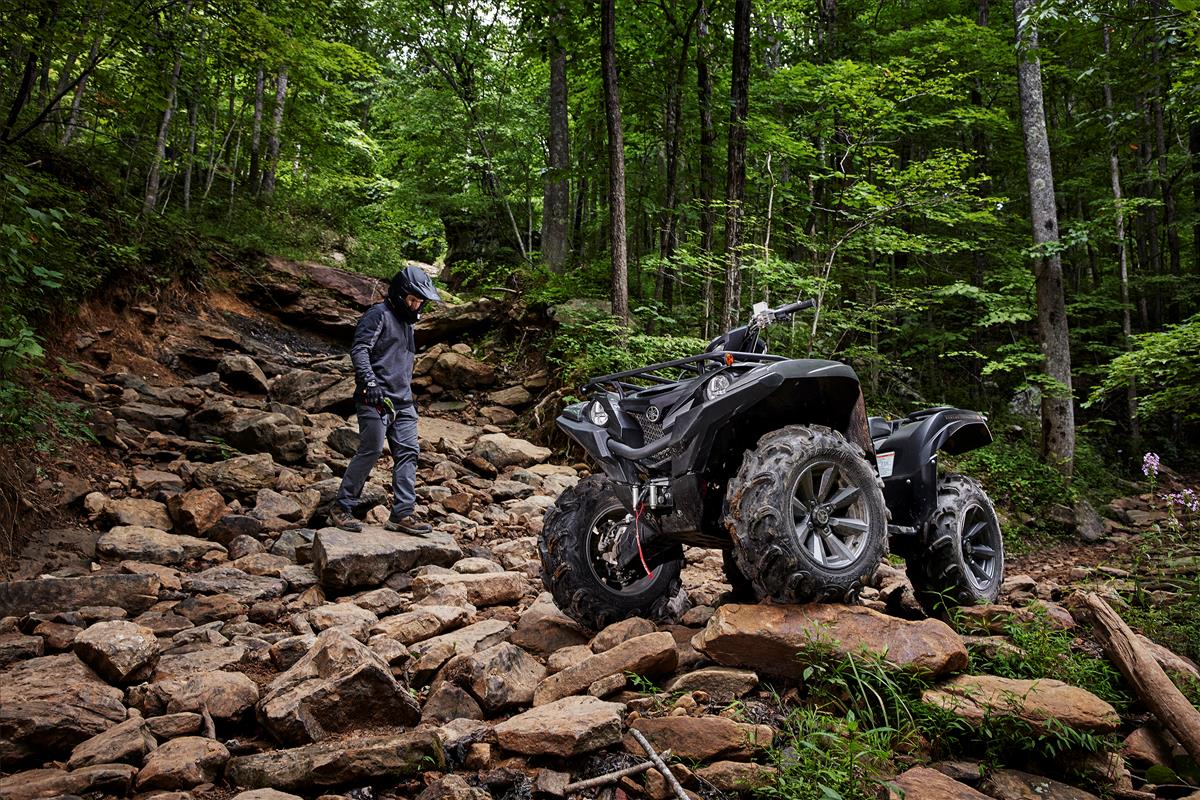 2022 Yamaha Grizzly EPS XT-R in Marion, Illinois - Photo 6