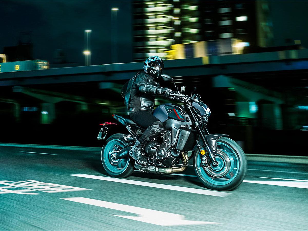 2022 Yamaha MT-09 in Derry, New Hampshire