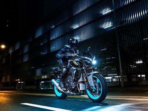 2022 Yamaha MT-10 in Middletown, New York - Photo 9