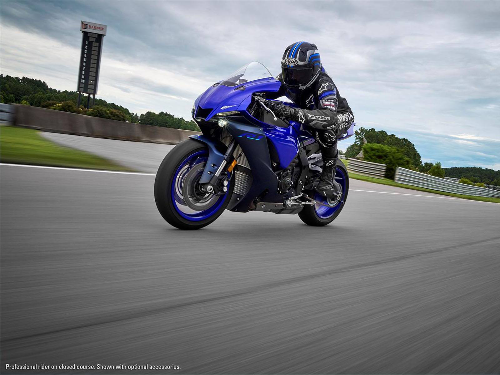 2022 Yamaha YZF-R1 in Derry, New Hampshire