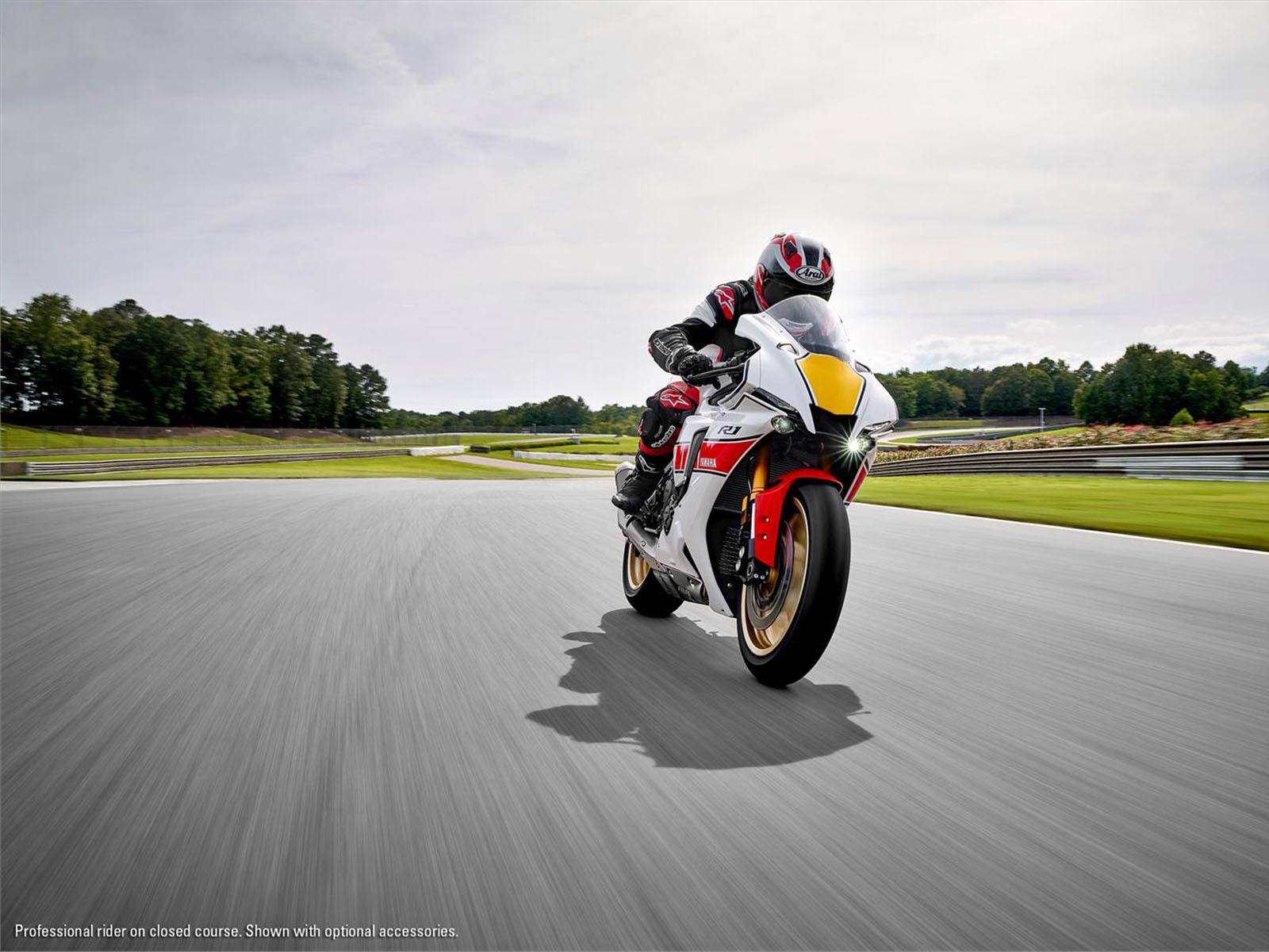 2022 Yamaha YZF-R1 World GP 60th Anniversary Edition in Middletown, New York - Photo 13