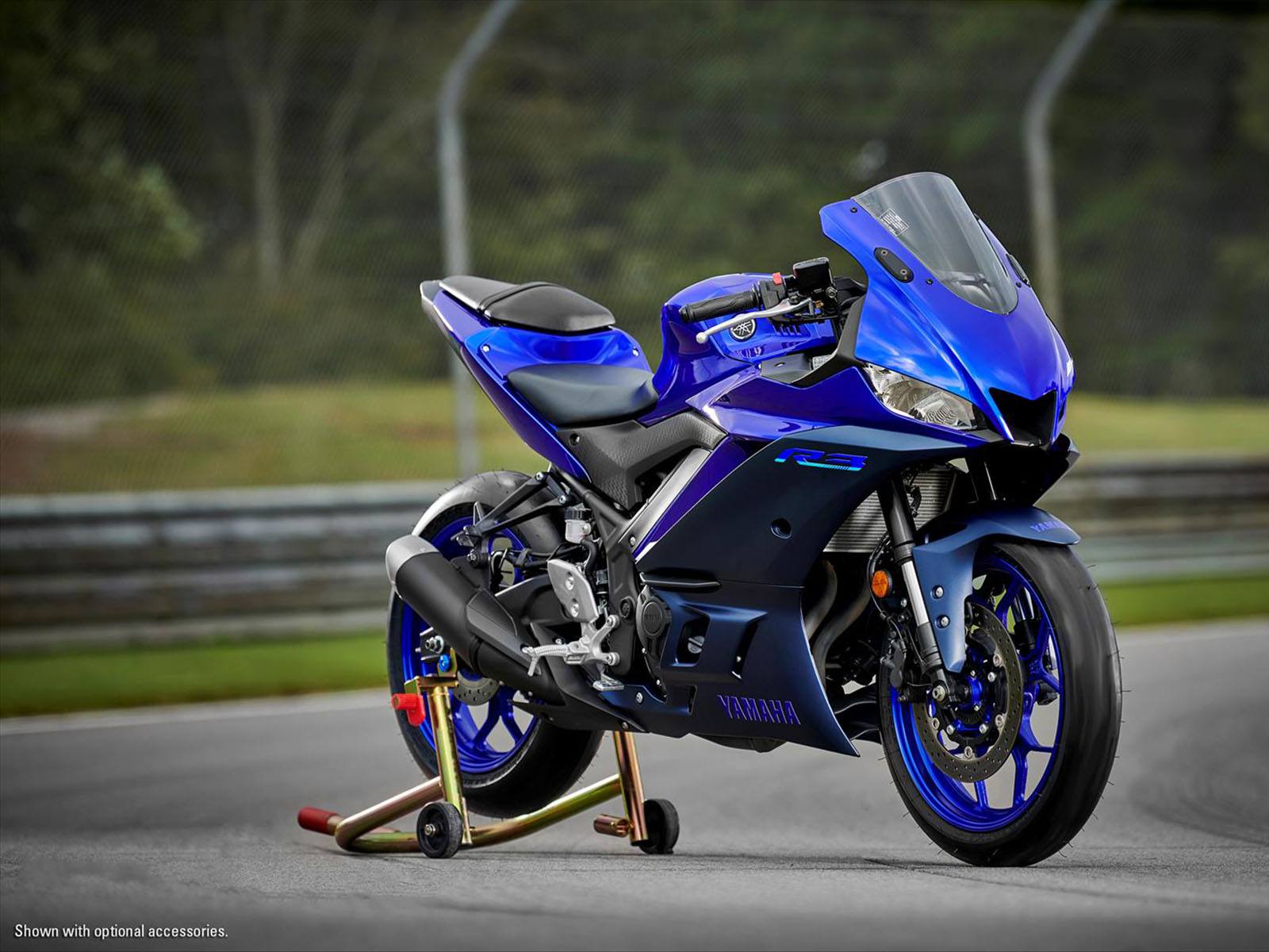 2022 Yamaha YZF-R3 ABS in Forest Lake, Minnesota - Photo 5