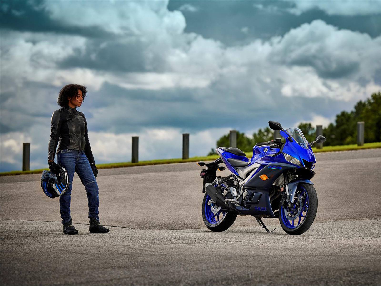 2022 Yamaha YZF-R3 ABS in Forest Lake, Minnesota - Photo 6