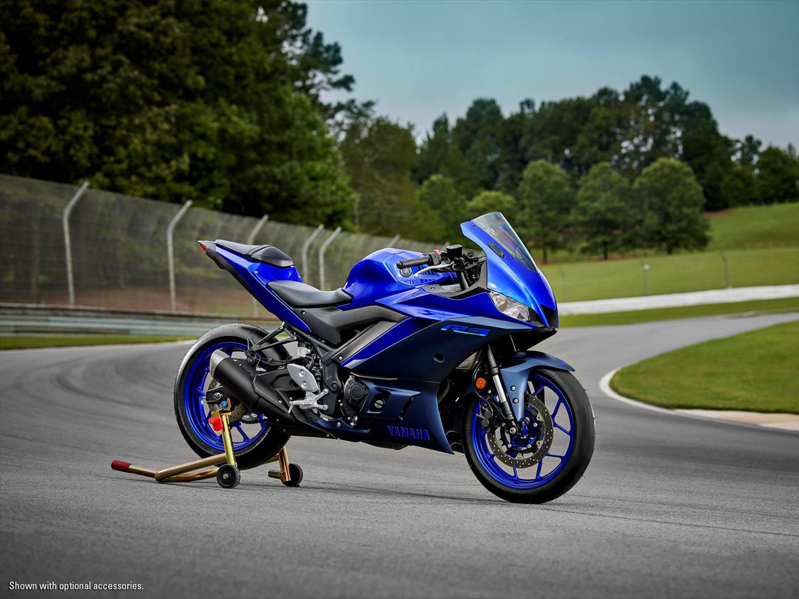 2022 Yamaha YZF-R3 ABS in Derry, New Hampshire - Photo 6