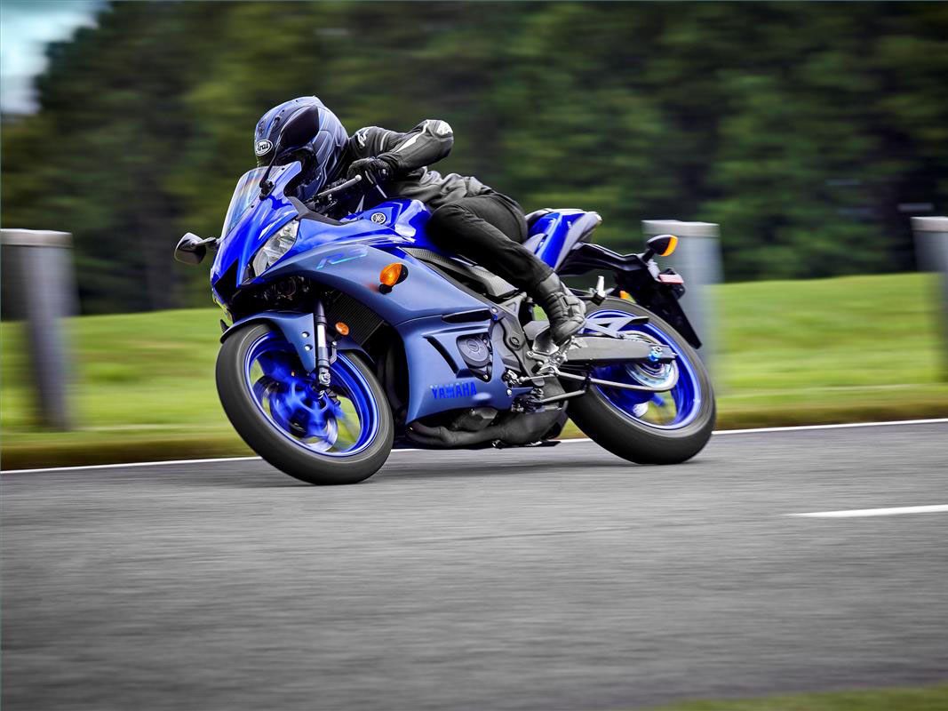 2023 Yamaha YZF-R3 ABS in Concord, New Hampshire - Photo 10
