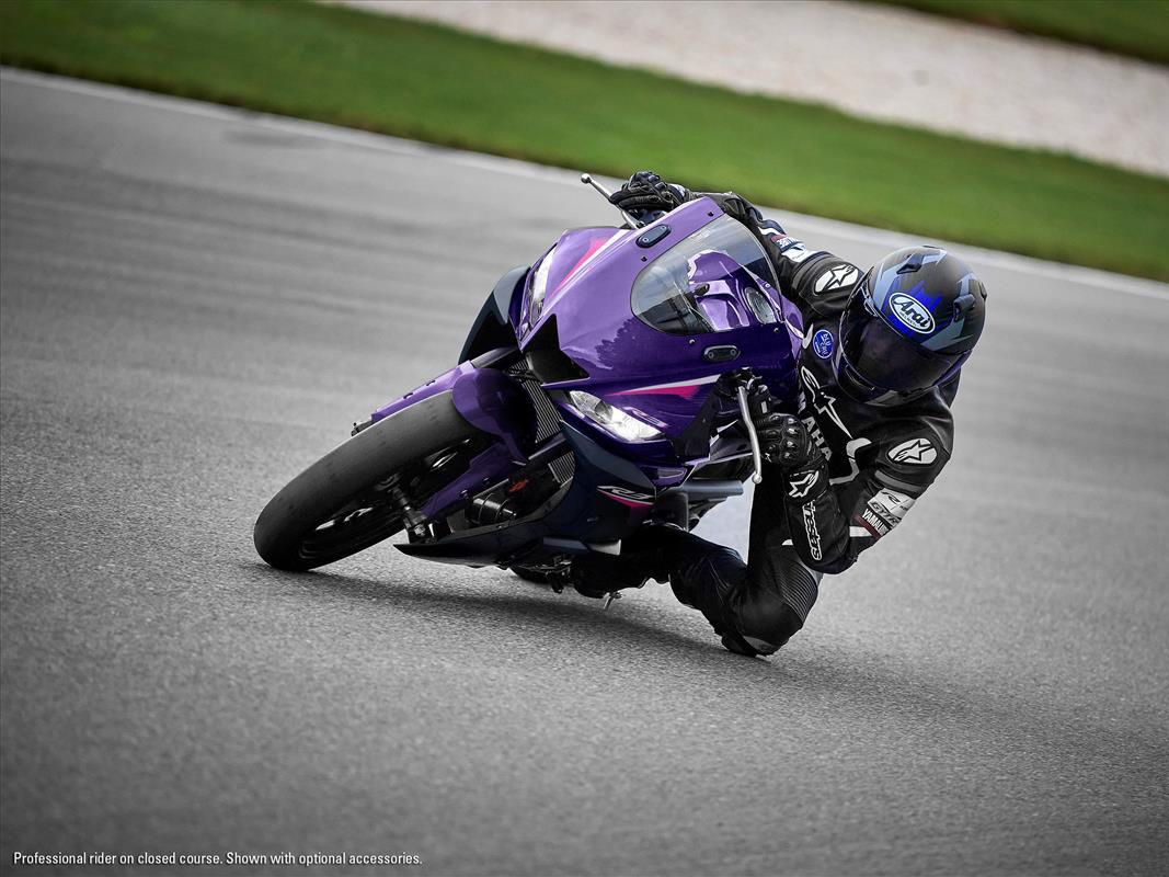 2023 Yamaha YZF-R3 ABS in New Haven, Connecticut - Photo 20