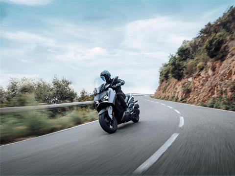 2023 Yamaha XMAX in New Haven, Connecticut - Photo 14