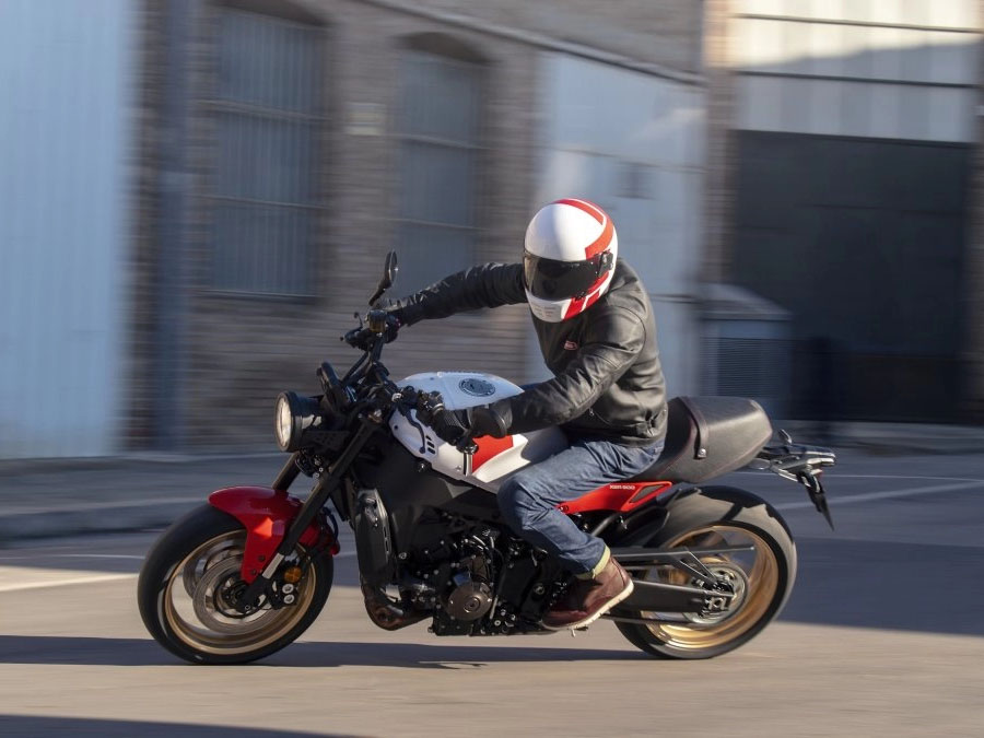 2024 Yamaha XSR900 in Vincentown, New Jersey - Photo 19