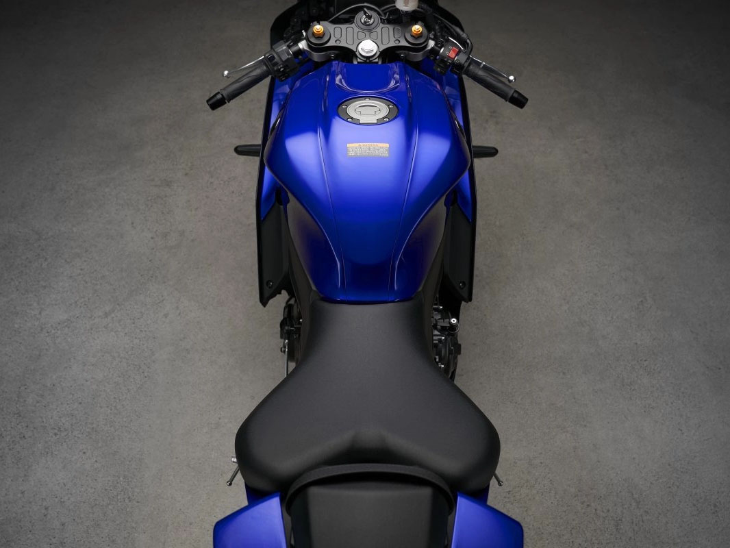 2024 Yamaha YZF-R7 in Middletown, New York - Photo 9