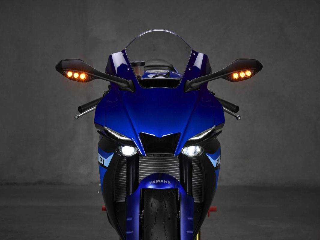 2024 Yamaha YZF-R1 in Queens Village, New York - Photo 10