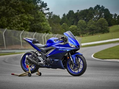 2024 Yamaha YZF-R3 in Vincentown, New Jersey - Photo 13