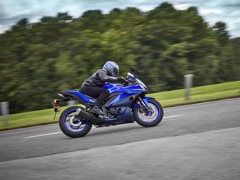 2024 Yamaha YZF-R3 in Vincentown, New Jersey - Photo 18