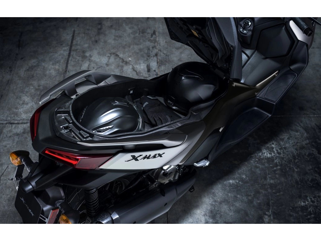 2024 Yamaha XMAX in Middletown, New York - Photo 11
