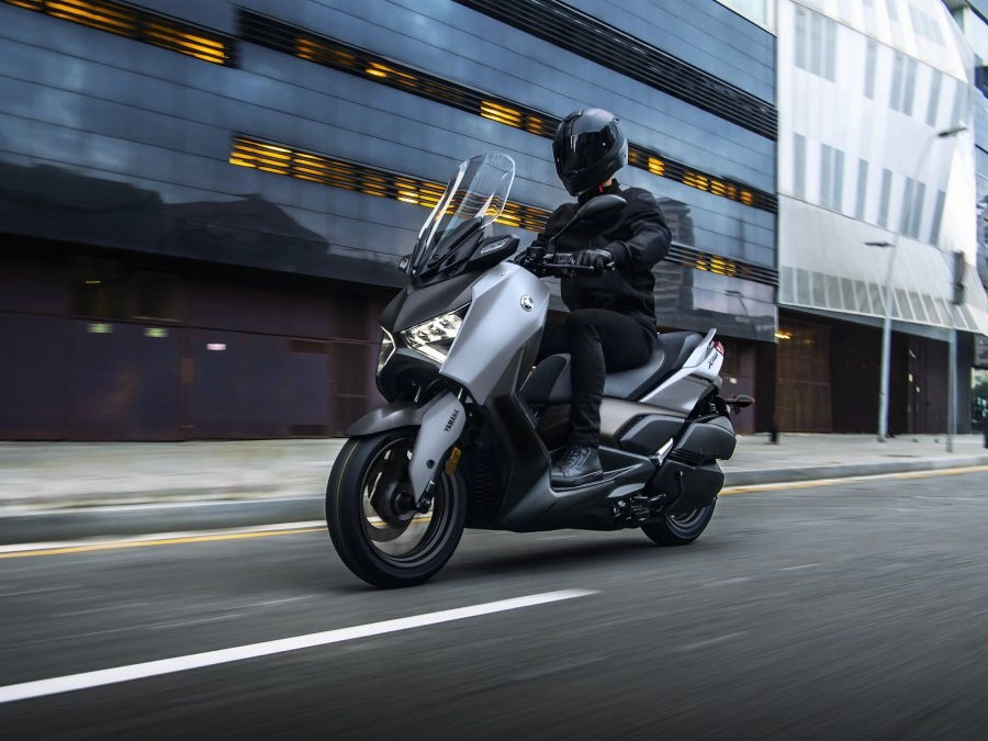 2024 Yamaha XMAX in Middletown, New York - Photo 13