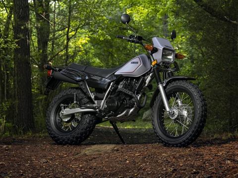 2025 Yamaha TW200 in Derry, New Hampshire - Photo 17